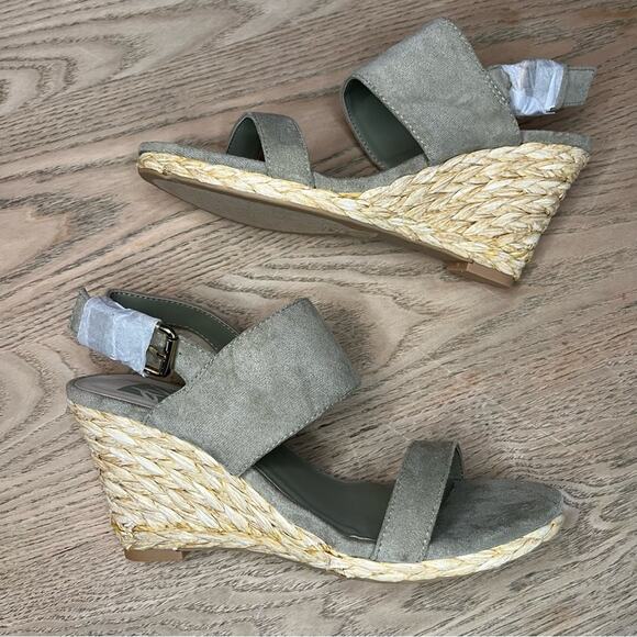 New! DV by Dolce Vita Praiya Faux Suede Espadrille Wedge Sandals Olive Women’s 7 - Picture 8 of 11